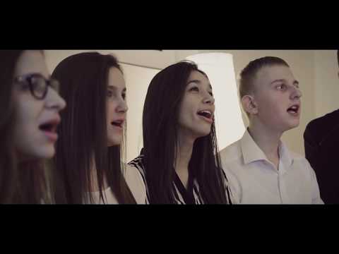 Mladí Kresťania - Immanuel (Hallowed Manger Ground-cover)
