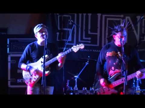 The Sillycons @ 35th Anniversary of The Dirty Scums 2017 club 77 Schuiferskapelle