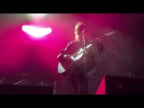 9/18 Tegan and Sara - Dinner Party/Open Relationship + BIYH 🩷✨ (Acoustic) @ CapPride, Ottawa 8/24/24