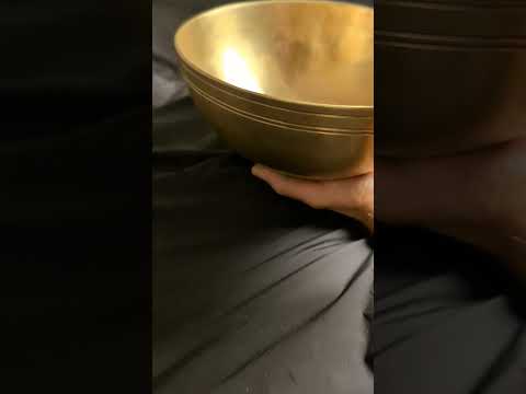 [A186] Peter Hess Bowl singing bowl, ⌀25.3cm / 1525g, 🔽 F#2 +28c (94 Hz), 🔼 C#4 + 7c (278 Hz) ⭐️ — VAYU sounds