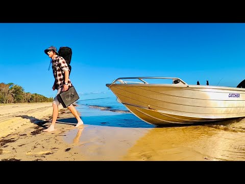 3 Days Solo Camping Peel & Moreton Island | Eating What I Catch