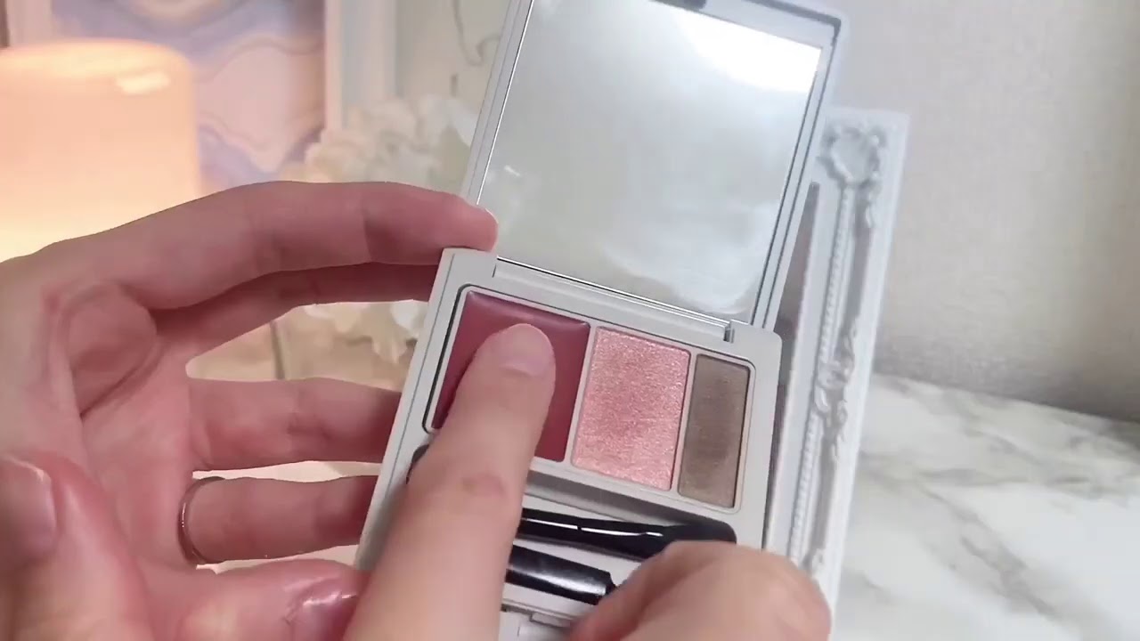 What's in my bag  Nami Vlog