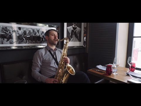 Julio Iglesias - Crazy [Saxophone Cover] by Juozas Kuraitis