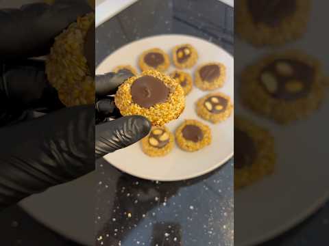 Video thumbnail: Tortë 1000 Krepa: Ëmbëlsirë Elegante dhe Mahnitëse