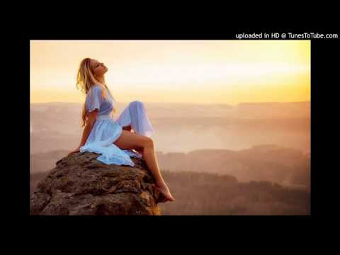 Olsein Feat. Sofia Lecubarri - Lullaby Stranger (Deep Sound Effect Remix)
