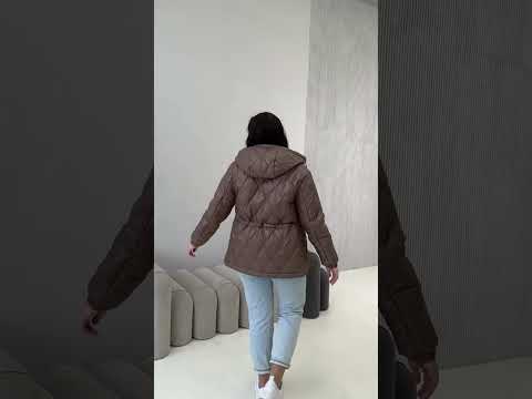 Модная длиной до бедра демисезонная куртка ЭЛИНА Размеры 44,46,48,50,52,54,58 - фото 1 - id-p2108502004