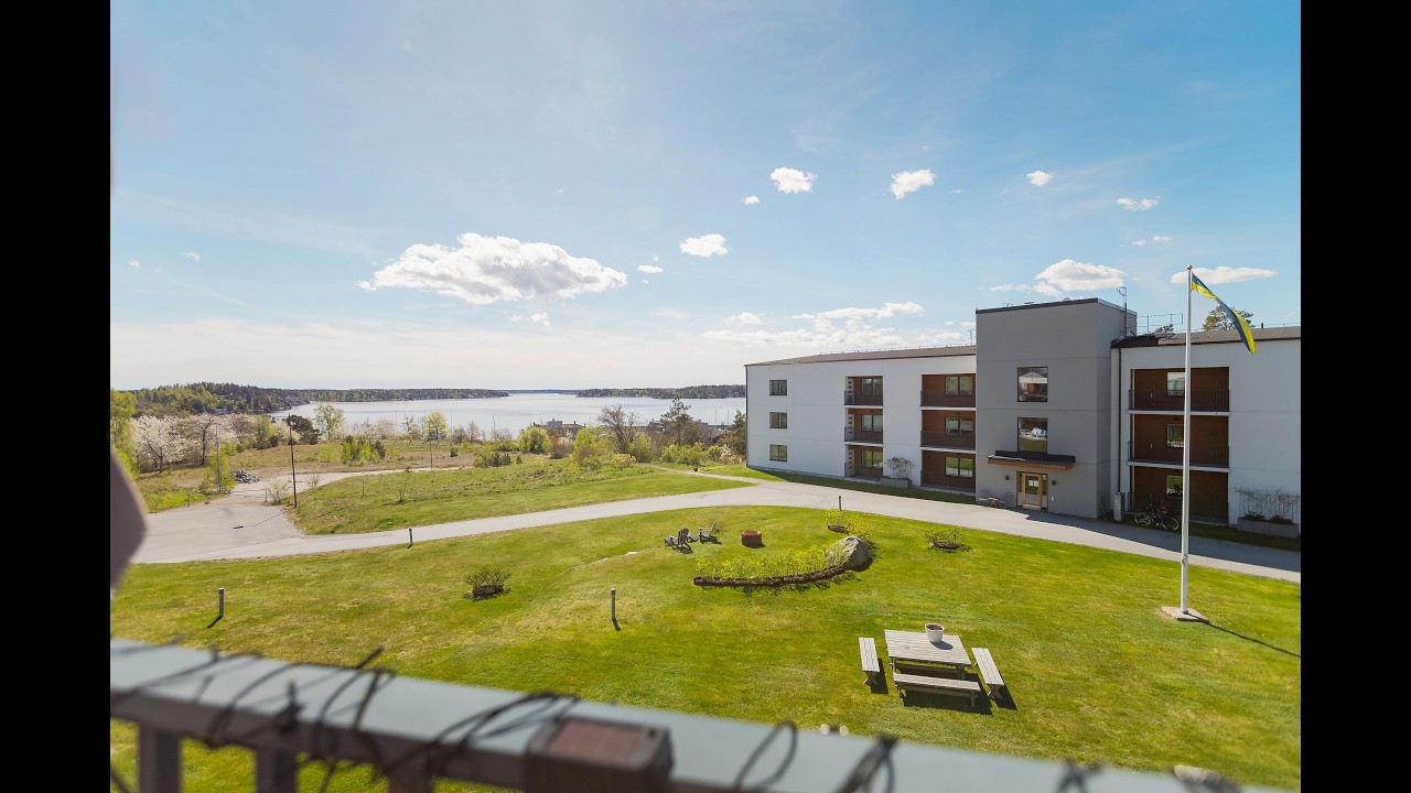 2 rum Lägenhet på Mässvägen 2, våning 3 Vaxholms kommun - video