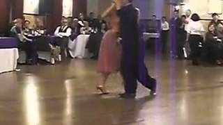 Carlitos Espinoza y Noelia Hurtado  - Soy Un Arlequin