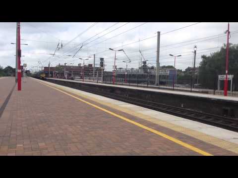 (HD) WCRC 47786+47760 pass Wigan on an ecs movement 21st June 2013