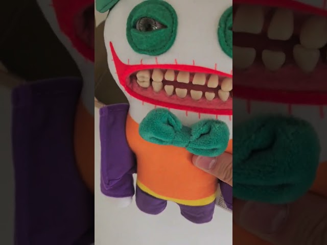 Vídeo relacionado con Fuggler Monstruo Feo y Divertido x DC de ZURU Monstruo Feo y Divertido, Peluche, Coleccionable, Juguete(Joker)