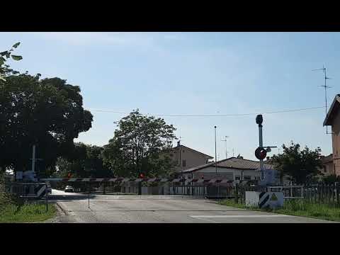 Passaggio a livello n.16 - Migliarino - Viale Cesare Battisti km 33+790 (apertura con rintocco)