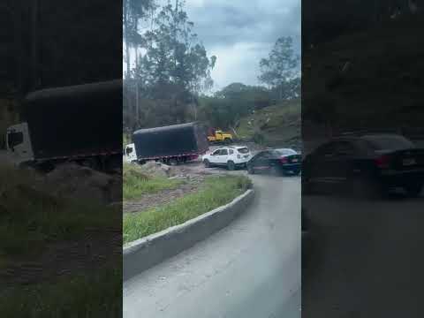 12 pm paso intermitente vía panamericana en Timbio cauca