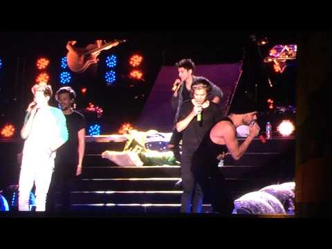 One Direction - Moments (São Paulo - 10/05/2014)