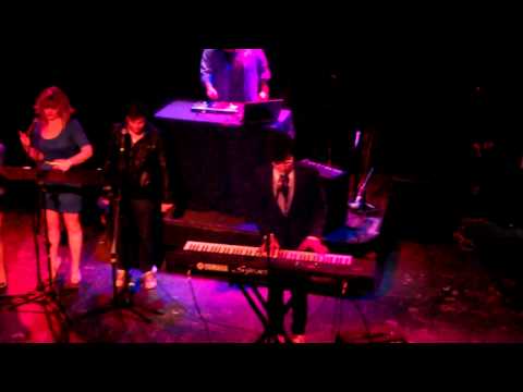 Milo And The Understudies: Melt For You