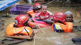video: Indonesia floods kill 26 after heaviest rain in decades