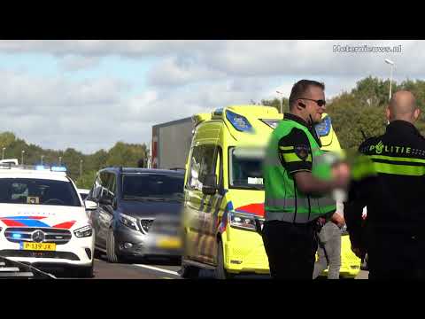 Kettingbotsing 5 auto's A28 Spier Hoogeveen