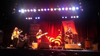 Nina Attal - Sexy 'N' Crazy (Festival International de Jazz de Montréal 2011)