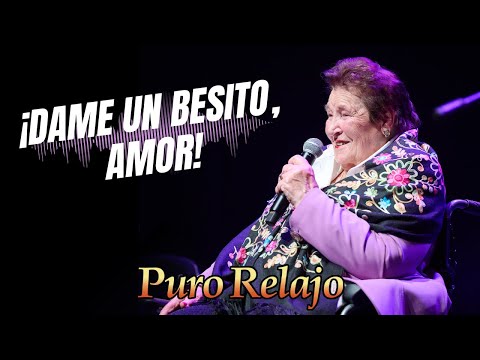 '¡DAME UN BESITO, AMOR!' - Maruchi (madre de David y Jorge) con Puro Relajo en Pamplona • Baluarte