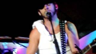 Brantley Gilbert - Whenever Were Alone