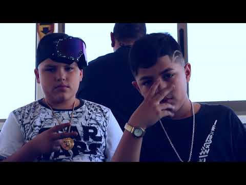 NOS ROBAMOS LA PELICULA   Edu y Jampy  Ft Nicolas Garrick, Jonakapazio, DMKS y Janosky