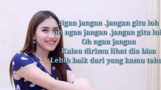 Download lagu Ayu Ting Ting Jangan Gitu Dong ( Lyric Video) mp3