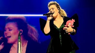 Kelly Clarkson - Broken &amp; Beautiful live in Las Vegas, NV - 7/28/2023