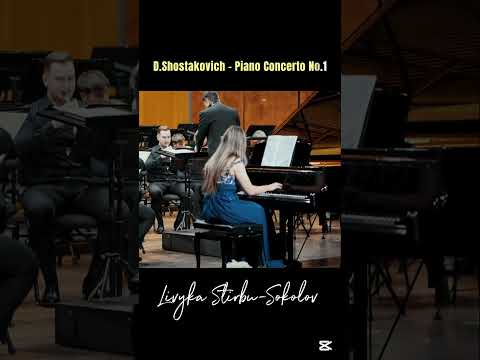 Siniy Platochek Piano Performance Video