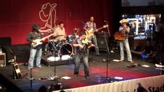 Aaron Watson and Band - Damian Greens fiddle solo - Albisguetli - 2013