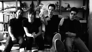 Drowners - A Button On Your Blouse