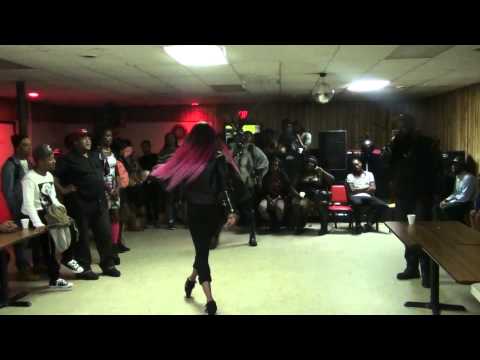 VA Vogue Knight Runway Battles