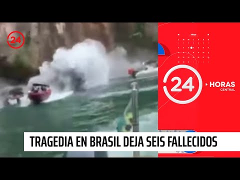 Скала упала на лодку с туристами в Бразилии