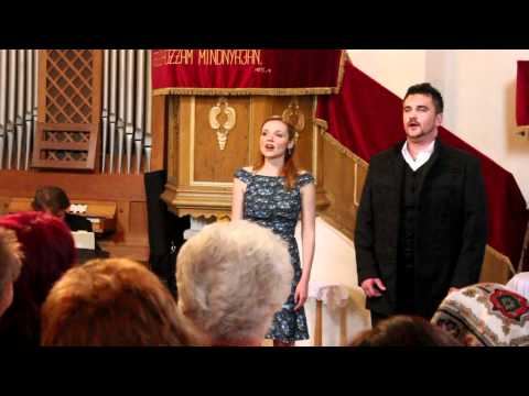 Operagála az égerszögi református templomban