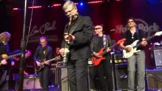 Part 1 Les Paul 100 Anniversary Miller Vai, Bonamassa, Satriani, Haynes, Schon, Johnny A TORN DOWN