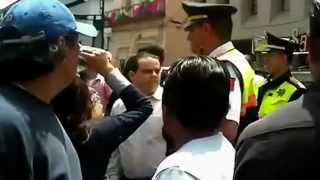 preview picture of video 'POLICIAS MUNICIPALES DE TOLUCA VS INDIGENTE (DON PORFIRIO), USTEDES JUZGEN...'