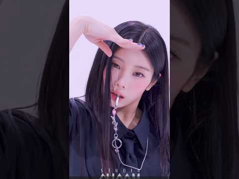 아일릿 ‘체포하겠어’ 뮤비에 송강이?! 뜻밖의 반전 ????