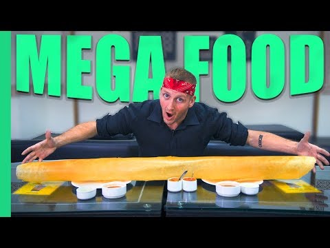 INDIAN MEGA FOOD! Record breaking Dosa, 250 Egg Omelette and more in Mumbai, India!