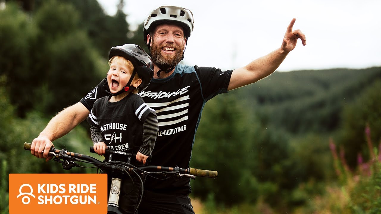 Siège Enfants 1 An 1/2 --> 6 ANS