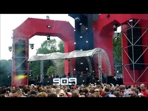 Scan X Live  @ 909 Festival A Small Compilation Am