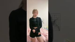 朝からセクシーへそ出し第２弾【最新】 TIKTOK流行り音源【だからヘソ出し?】　#jk  #youtuber  #trending   #tiktok ＃恋中真央 ＃おすすめ ＃ヘソ出し #お腹痩せ