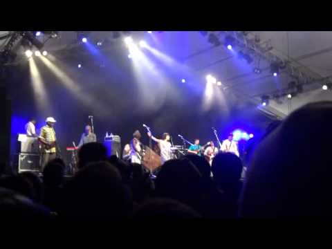 Congotronics vs Rockers - Super Duper Rescue Heads!(@Fuji Rock Festival 110730)