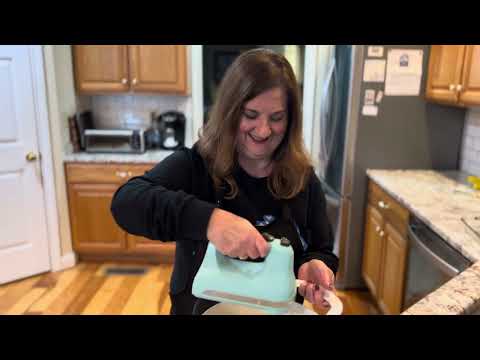 Heavenly Homemade Oatmeal Cake Recipe #MomsRecipe