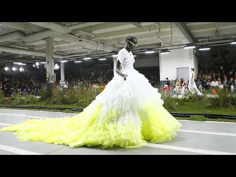 Off-White | Spring Summer 2019 Full Fashion Show | Exclusive