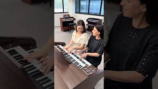 4 mãos no órgão Tokai com Ester Alcantara