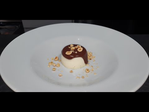 Panna cotta con salsa gianduia