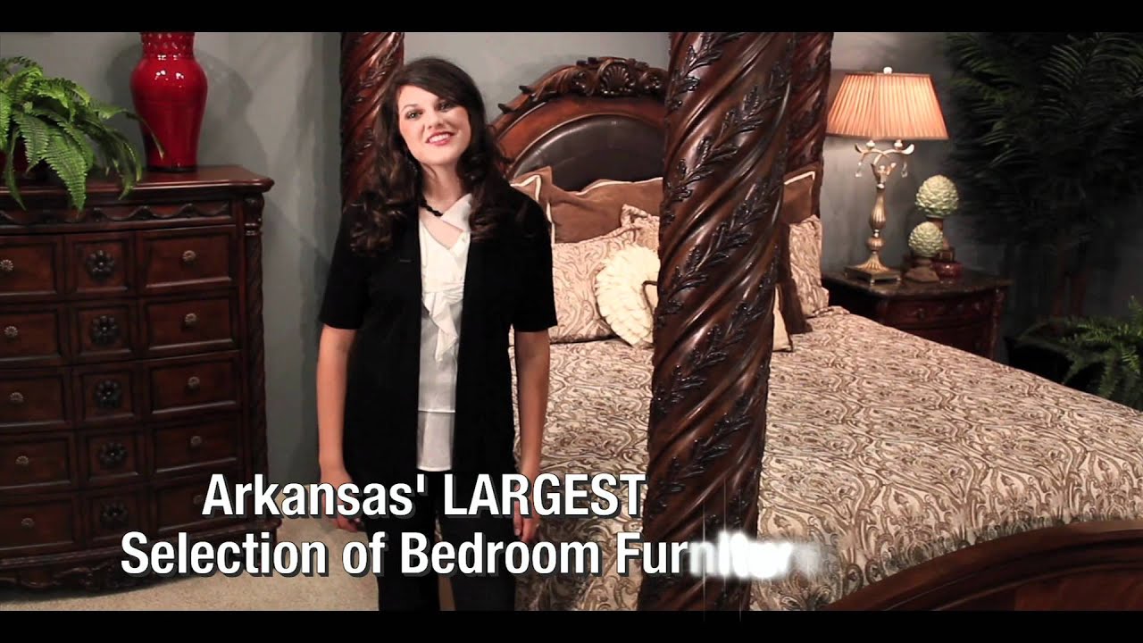 Poster Bed Ashley Furniture HomeStore - Bryant, Arkansas