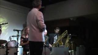 Tuxedo Jazz Orchestra - Tony Jacobs - Teddy Bears' Picnic..wmv
