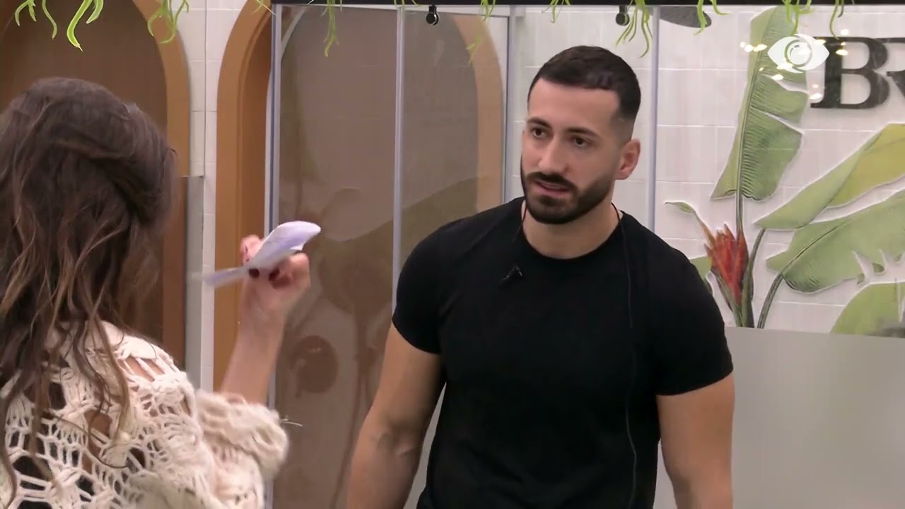 “A ka mundësi të mos më flasësh asnjë fjalë?”/ Loredana-Jozit: S’kam ndër mend të të lutem…