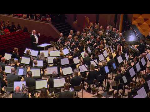 It comes from afar – Martijn Padding | St. Michael Thorn Wind Orchestra, Ivan Meylemans