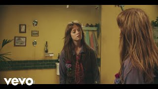 Orla Gartland - Pretending video