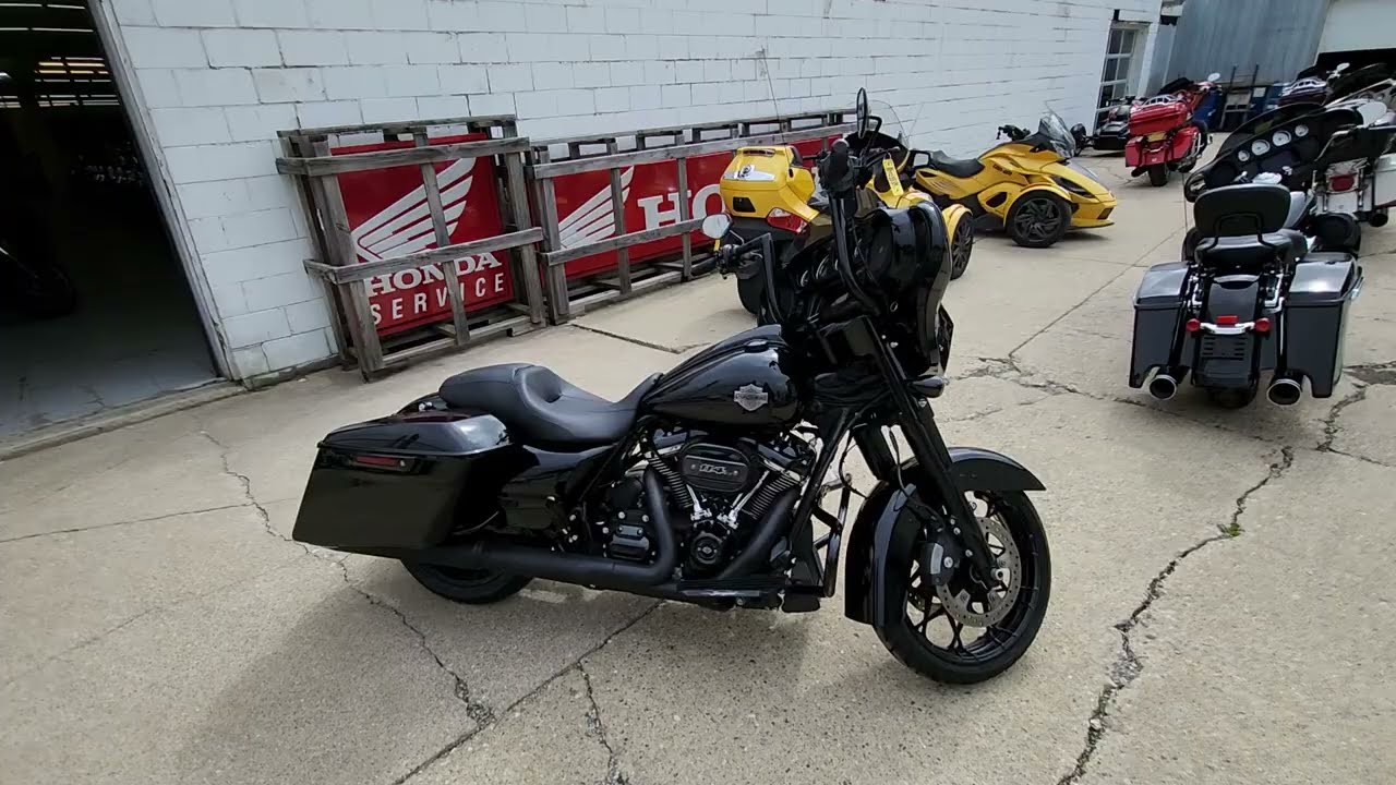 2023 Harley-Davidson® Street Glide Special Motorcycle